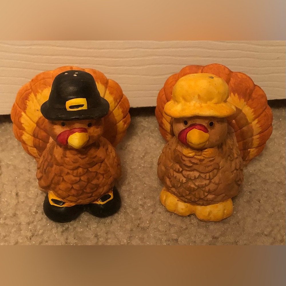 Turkey Salt & Pepper Shakers 🦃